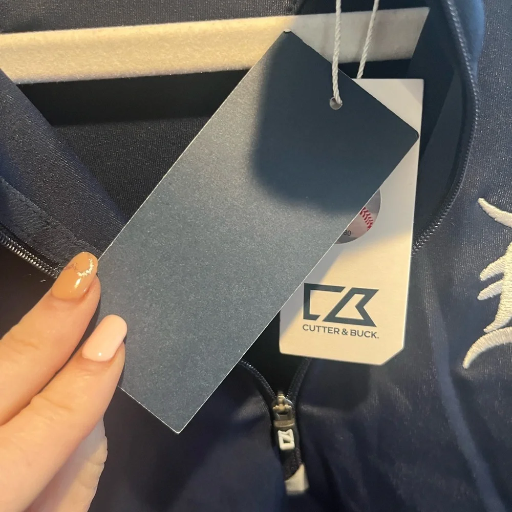 NWT Small Detroit Tigers Cutter & Buck Women's Traverse Stretch Eco Quarter Zip - Picture 3 of 3